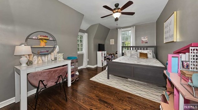 42 Wilson Ave, Wayne NJ  07470-3803 exterior