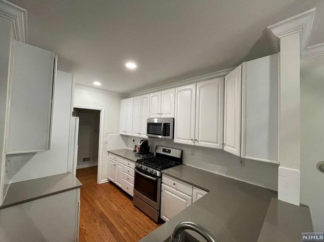 37 Quail Run, Westwood NJ  07675-7475 exterior