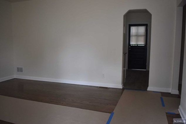 452 Preakness Ave, Paterson, NJ 07502
