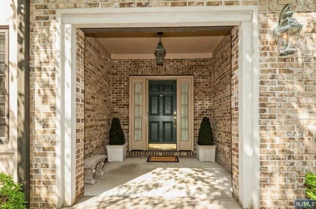 279 Hampshire Ridge, Park Ridge, NJ 07656