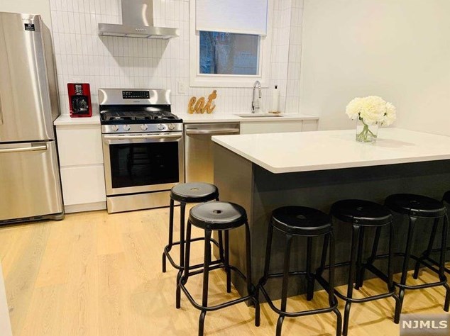77 Congress St #3, Jersey City, NJ 07307