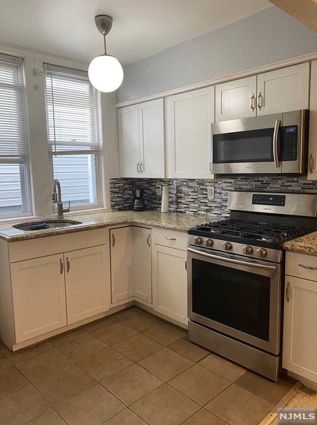 7428 Durham Ave, North Bergen, NJ 07047