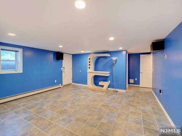 269 State Rt 5, West Fort Lee NJ 07024-4333 exterior