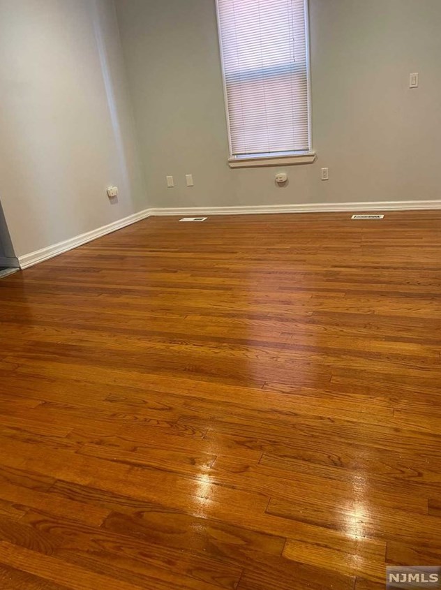 76 Johnston Ave #1, Kearny, NJ 07032