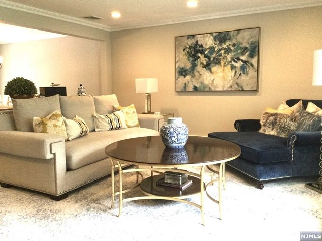 413 Patton Pl, Wyckoff NJ  07481-1511 exterior