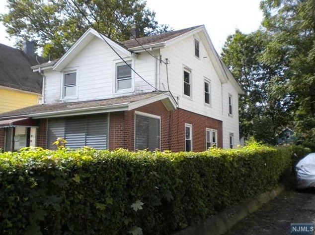 264 Howland Ave, Englewood, NJ 07631