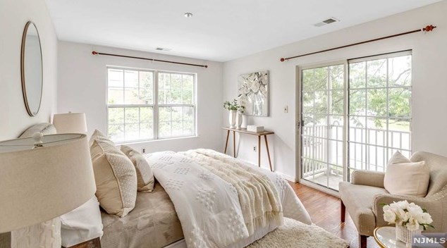 1 Vaughan Dr, Newark NJ  07103-3458 exterior