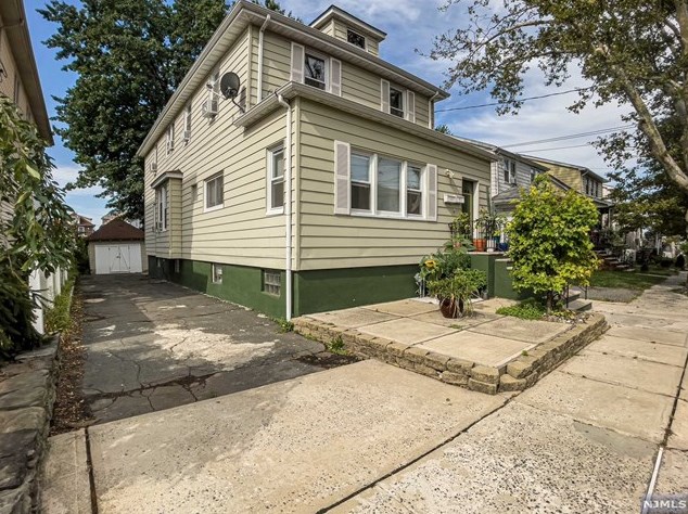 408 Park Ave, Fairview, NJ 07022