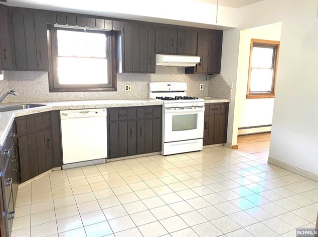 209 Park Ave #1, Lyndhurst, NJ 07071