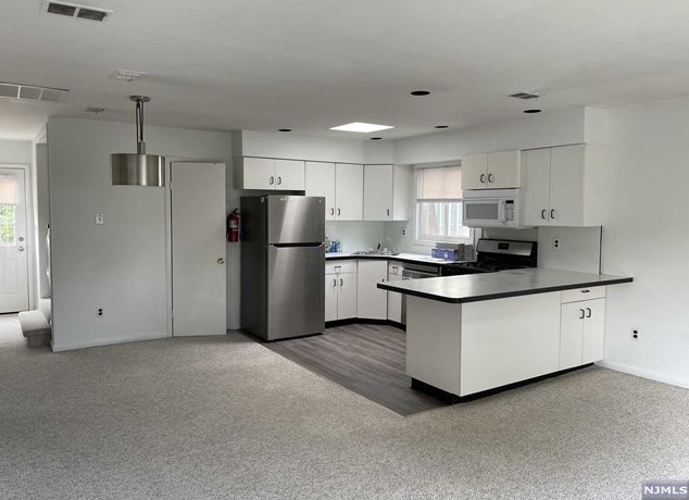 134 E Homestead Ave, Palisades Park, NJ 07650