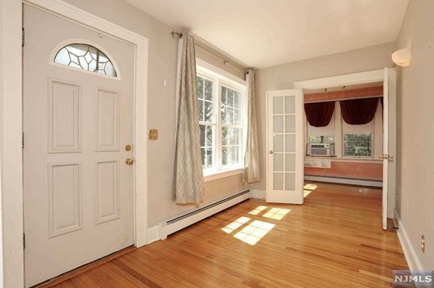 49 Payne Ave, Midland Pk, NJ 07432