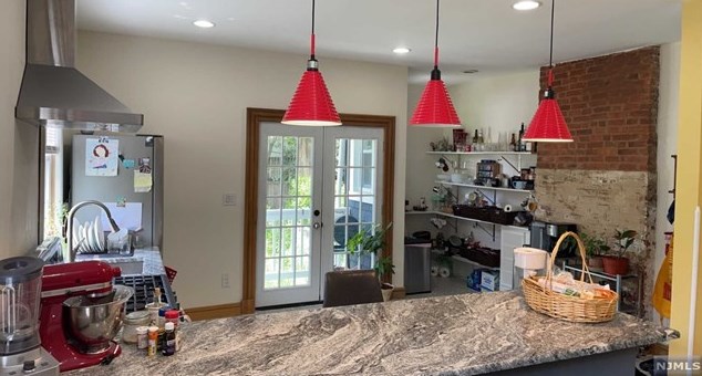 166 Sylvan St, Rutherford NJ  07070-2434 exterior