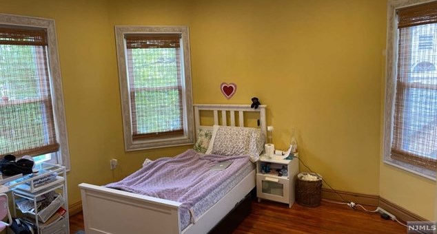 166 Sylvan St, Rutherford NJ  07070-2434 exterior