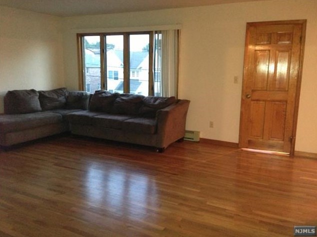 7 Hillcrest Ave #fl 2, West Fort Lee, NJ 07024