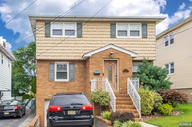 196 Baltimore Ave, North Arlington, NJ 07031-5120