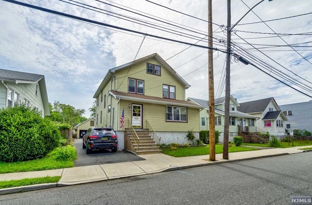 124 Marshall Ave, Little Ferry, NJ 07643
