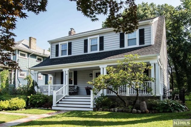 85 Rock Rd, Ridgewood, NJ 07452