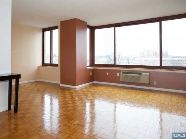 100 Old Palisade Rd #1812, West Fort Lee, NJ 07024