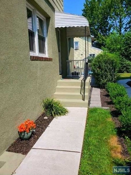 241 Forest Ave, Lyndhurst, NJ 07071-2342