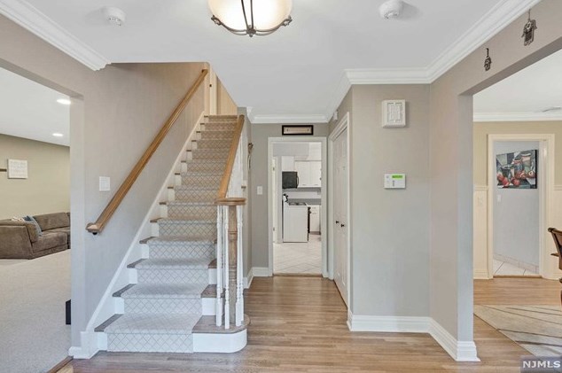 15 Natmark Ct, Westwood, NJ 07677-8029