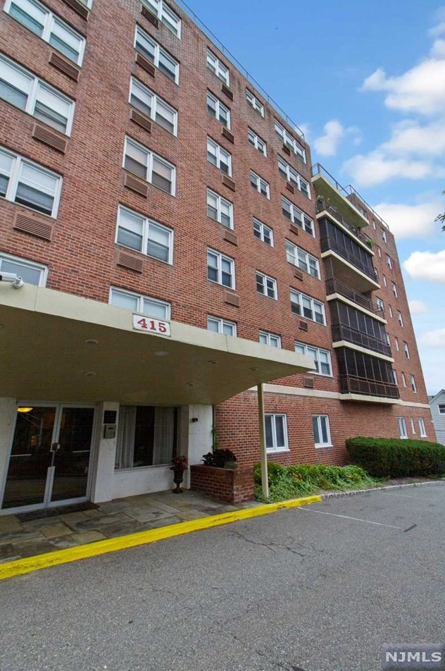 415 Claremont Ave #5d, Montclair, NJ 07042