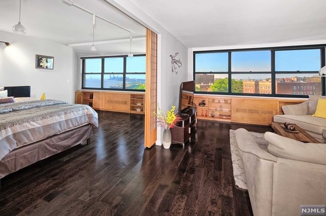 7000 Blvd E ##0028h, West New York, NJ 07093