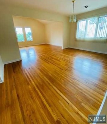 8 Orange Ave, Clifton NJ  07013-2923 exterior