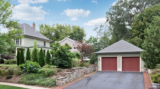 488 Fairview Ave, Westwood, NJ 07675