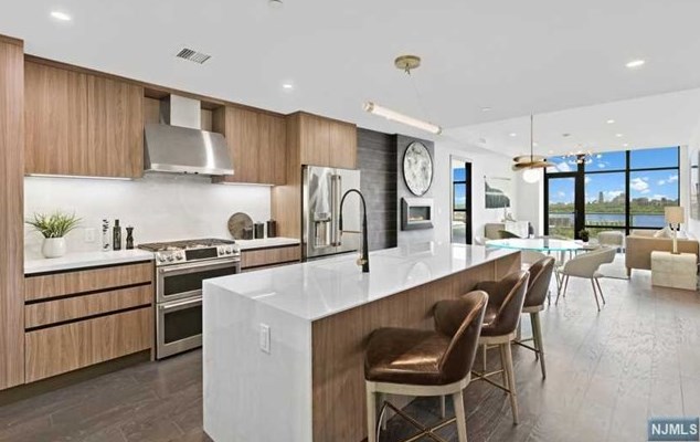 8701 Churchill Rd #605, North Bergen, NJ 07047