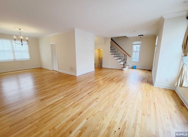 424 Hillside Ave # 1, Palisades Park, NJ
