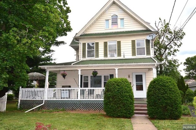 201 Liberty Rd, Englewood, NJ 07631