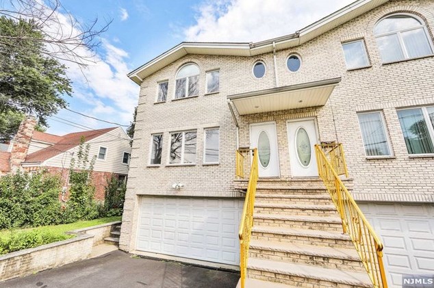 412 1st St # A, Palisades Park, NJ