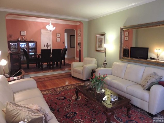 100 Prospect Ave #2b, Hackensack, NJ
