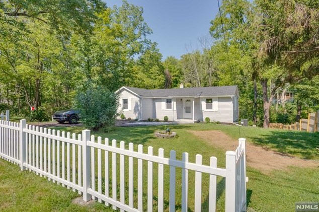 1219 State Rt 23, Wantage, NJ 07461