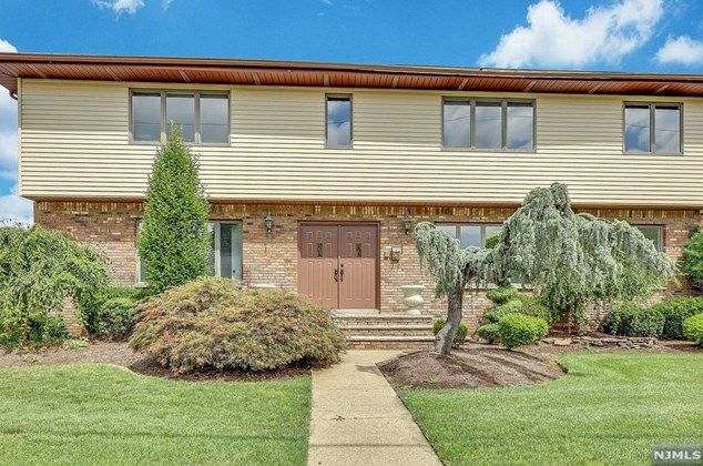 36 Niehaus Ave #2, Little Ferry, NJ 07643