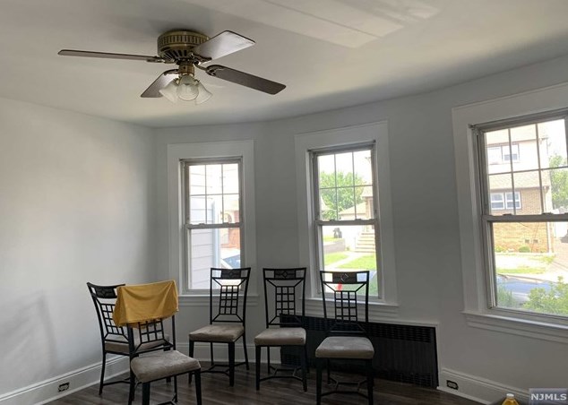 20 Park Row, Wallington, NJ 07057