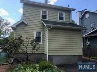 103 Oak St, Teaneck, NJ 07666