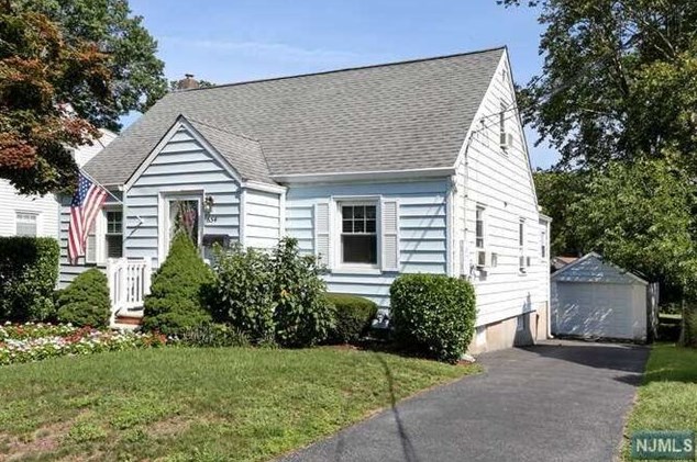 654 Lincoln Blvd, Westwood, NJ 07675-3431