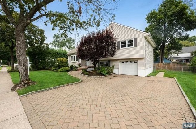 73 Howland Ave, Teaneck, NJ 07666