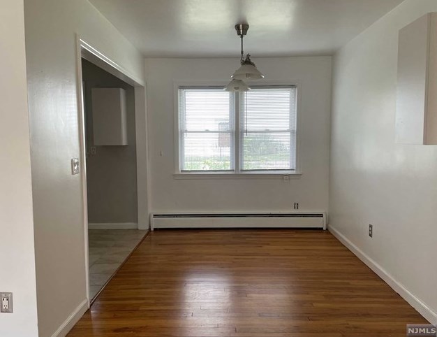 2453 2nd St, West Fort Lee, NJ 07024