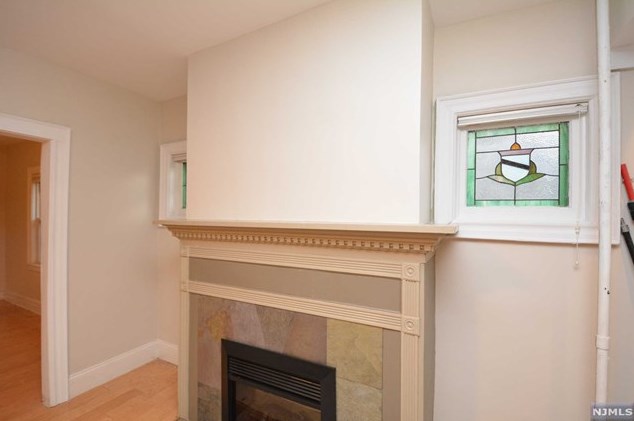 341 Mortimer Ave, Rutherford NJ  07070-2221 exterior