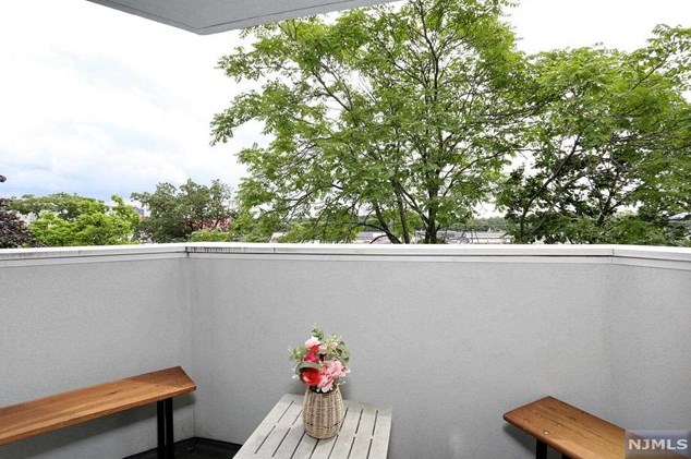 10 Orchard St Apt 3h, Hackensack, NJ