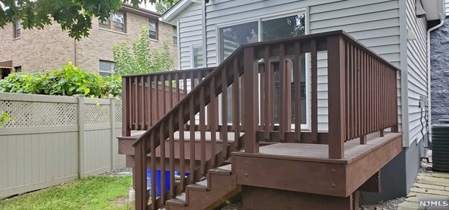 2458 5th St #1, West Fort Lee, NJ 07024