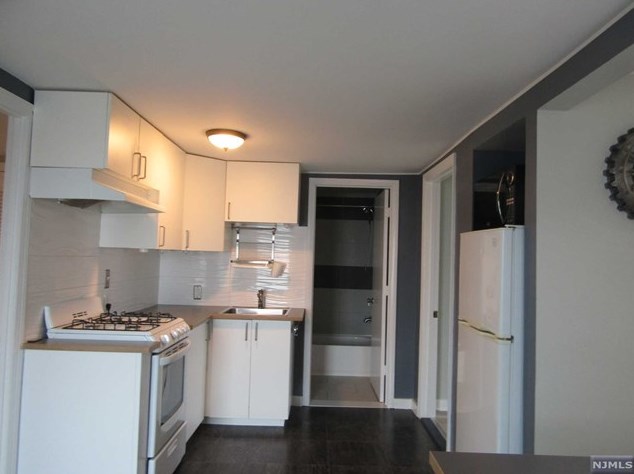 188 Burns Ave #2, Lodi, NJ 07644