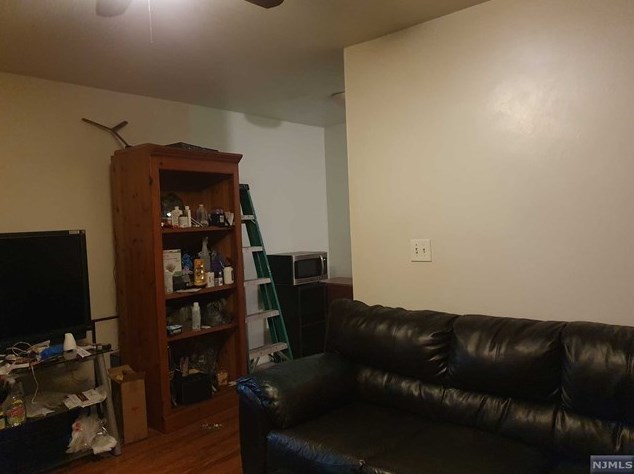 262-280 Chamberlain Ave, Paterson, NJ 07502