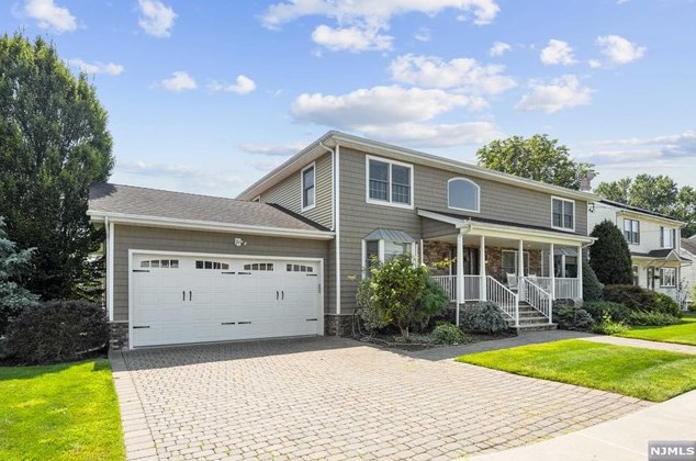 66 North Garwood Ct, Outwater, NJ 07026