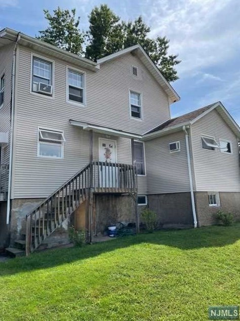 33 Bridge St #2nd Floor, Bergenfield, NJ 07621