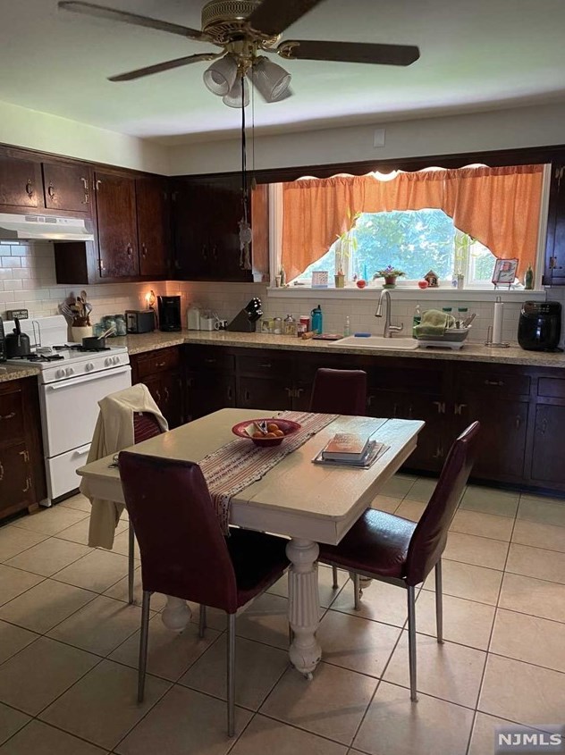 423 Hobart Ave, Paterson, NJ 07508