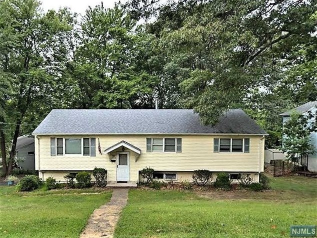 433 Wildwood Rd, Rockleigh, NJ 07647