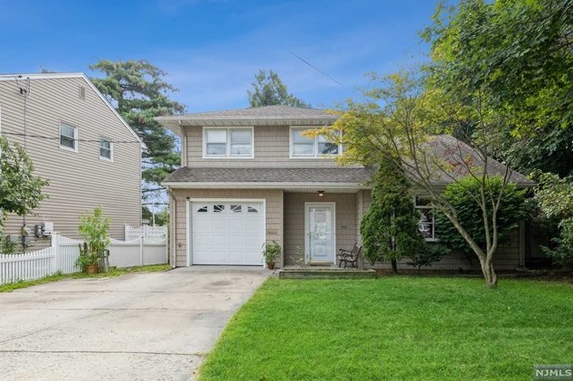 403 Feronia Way, Rutherford, NJ 07070-2853